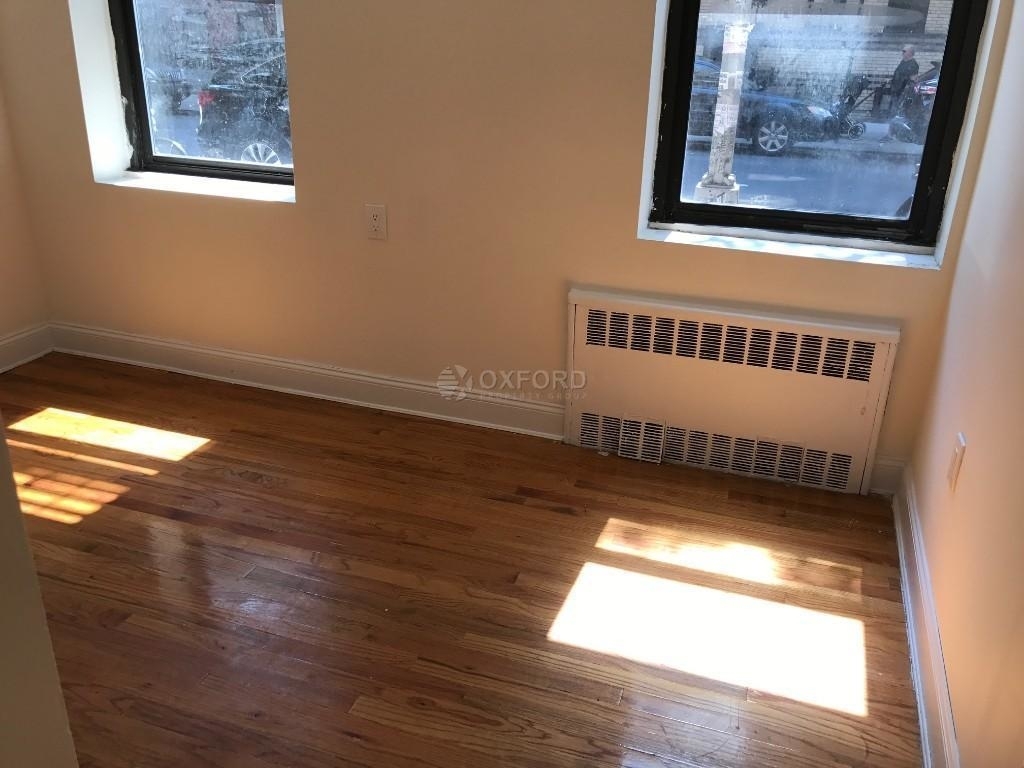 185 East 3rd Street - Photo 2