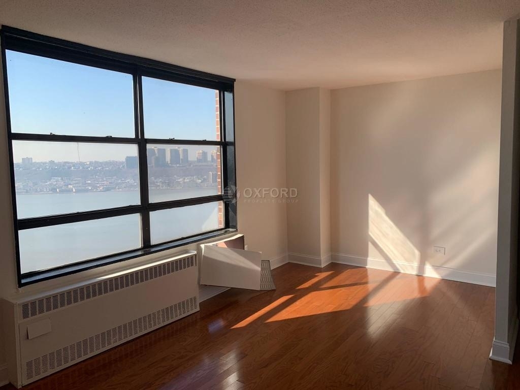 3333 Broadway - Photo 1