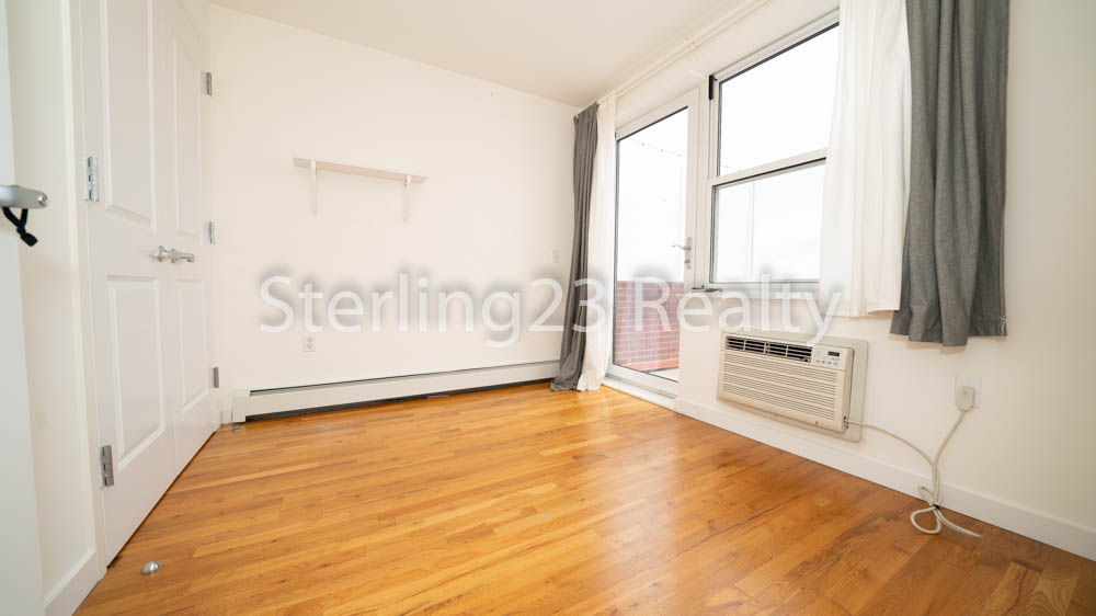 25-50 Crescent Street - Photo 8