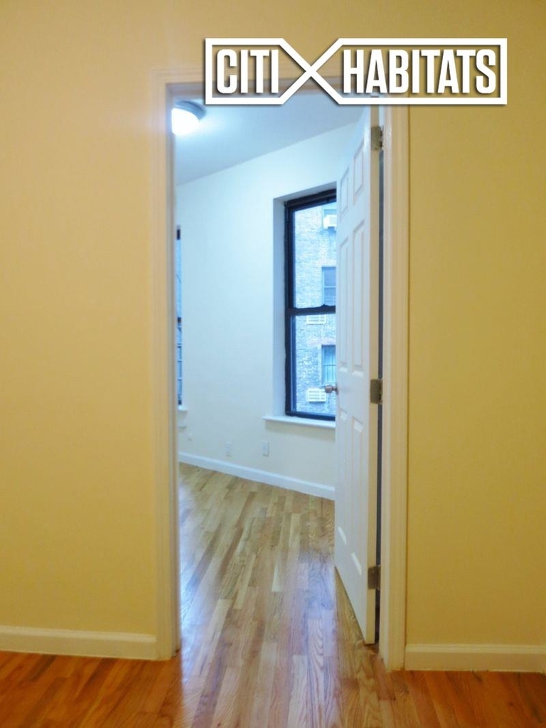 236 East 80th Street - Photo 3