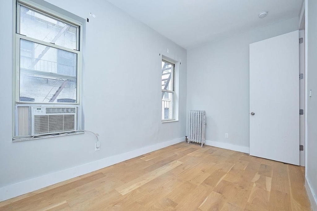 3155 Broadway - Photo 7