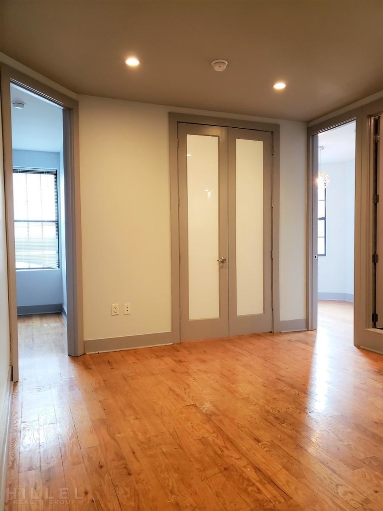 292 Bedford Avenue - Photo 9