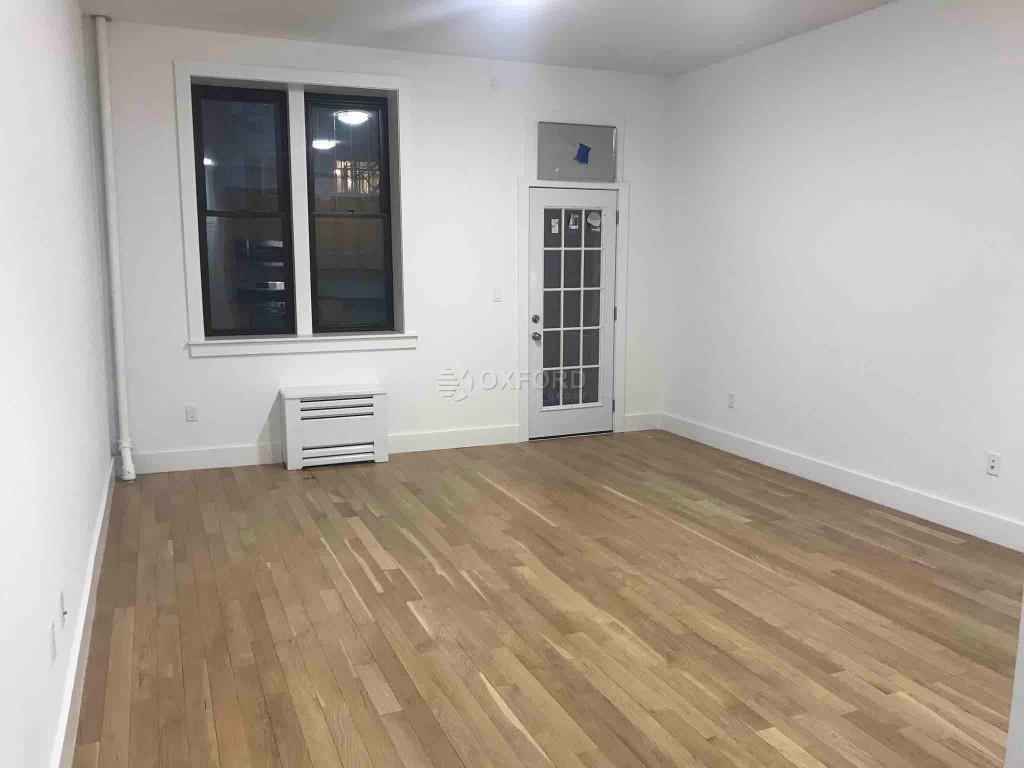 330 East 54th Street - Photo 5