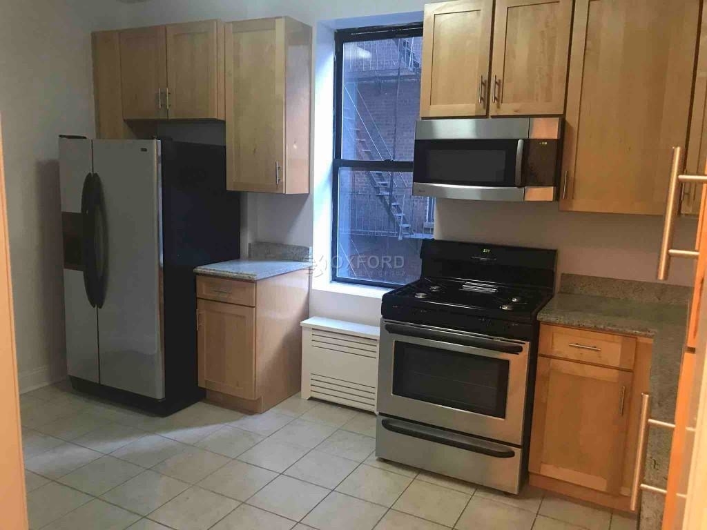 501 West 110th Street - Photo 1