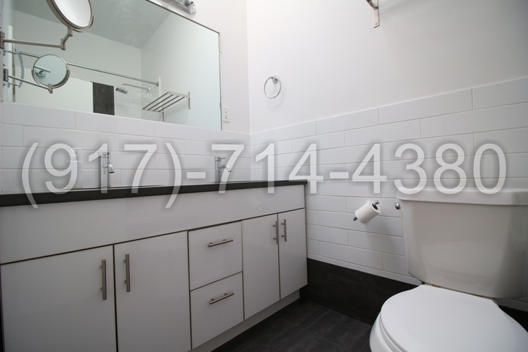 886 Franklin Ave - Photo 10