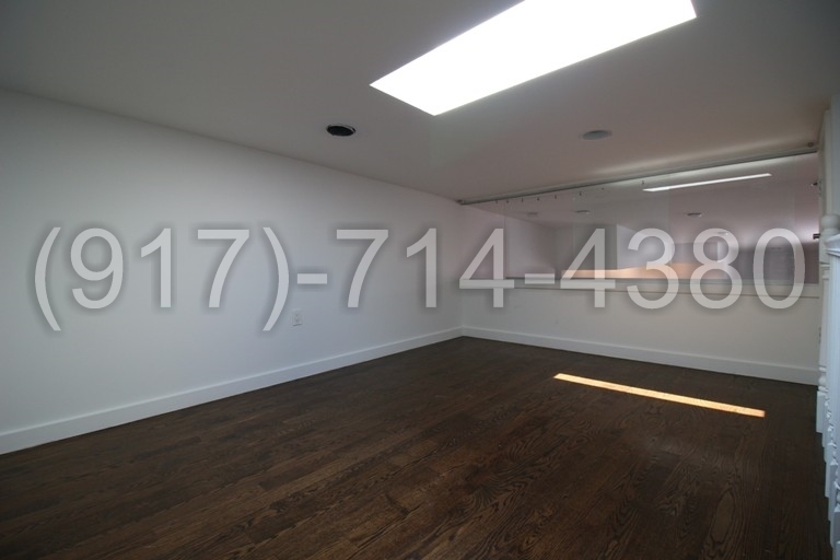 886 Franklin Ave - Photo 8