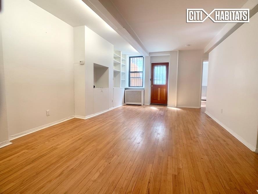 274 West 71 - Photo 1