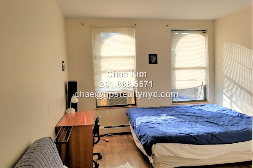 967 Columbus Avenue - Photo 1