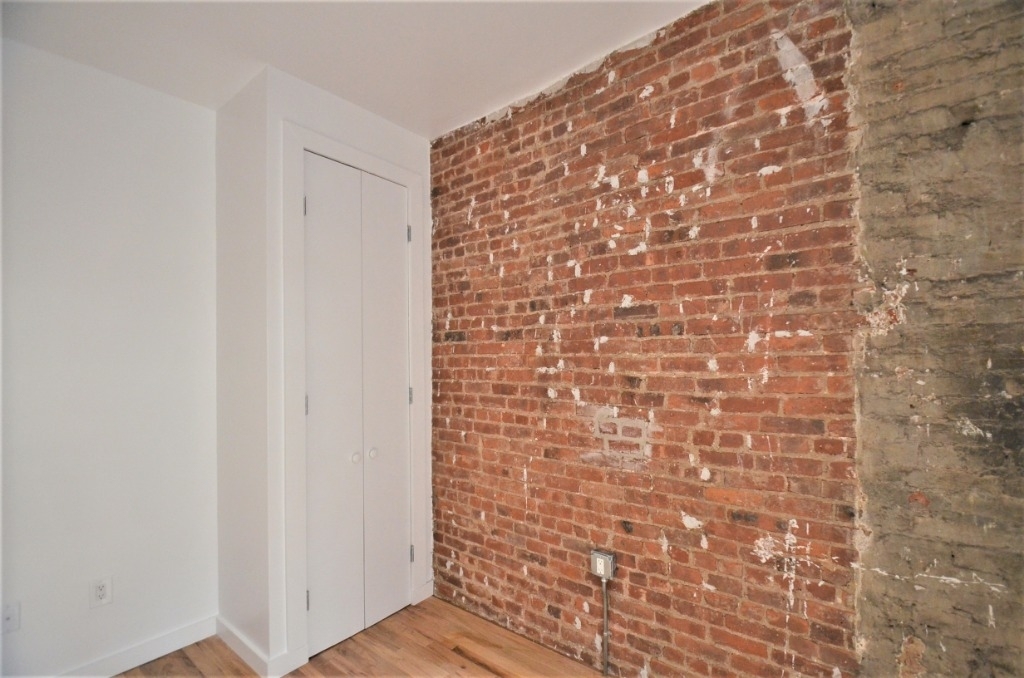 630 West 139th Street - Photo 7