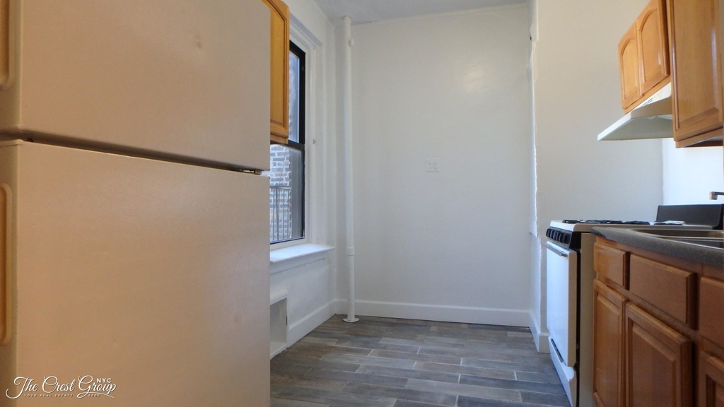 87 Ellwood Street - Photo 2