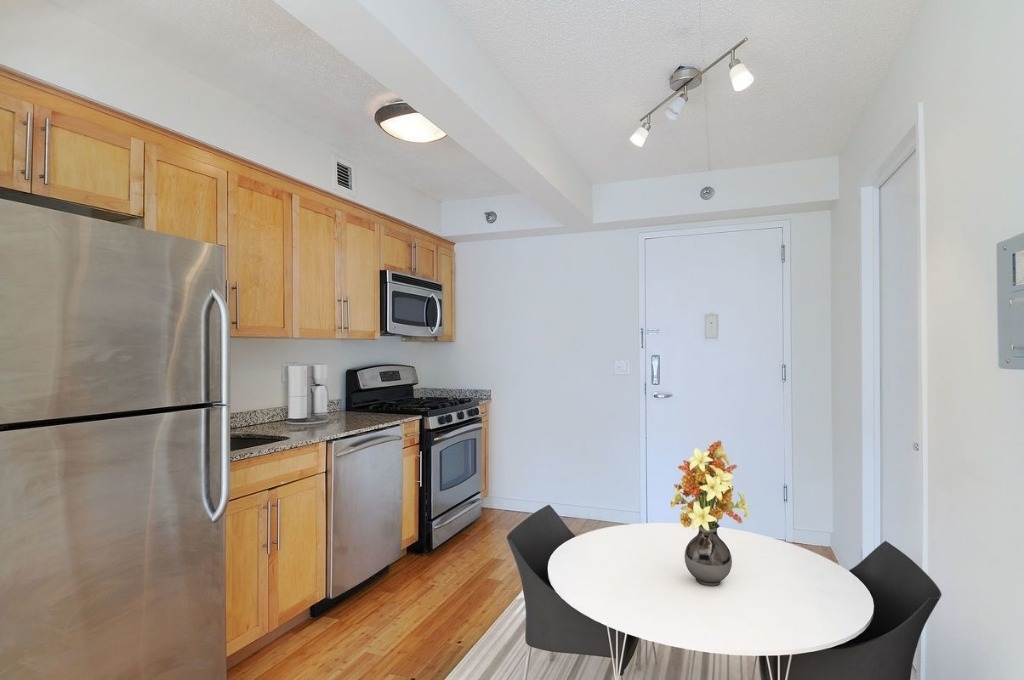 517 West 47th Street - Photo 1