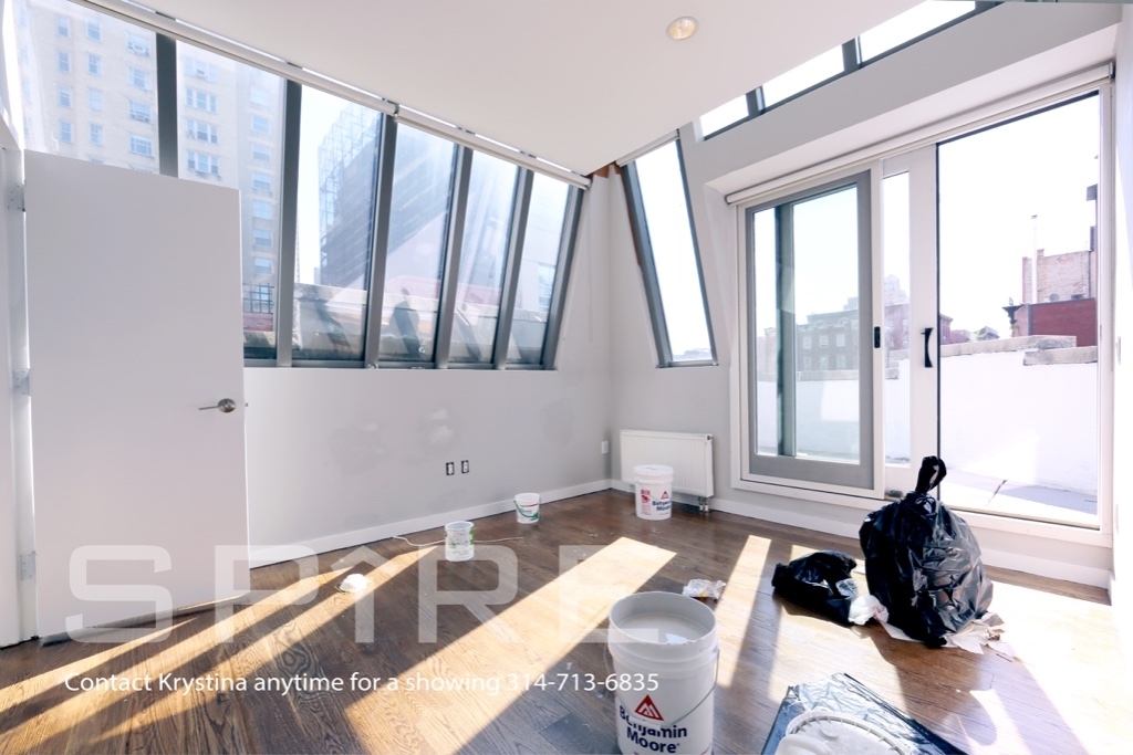 167 WEST 10TH - Photo 0