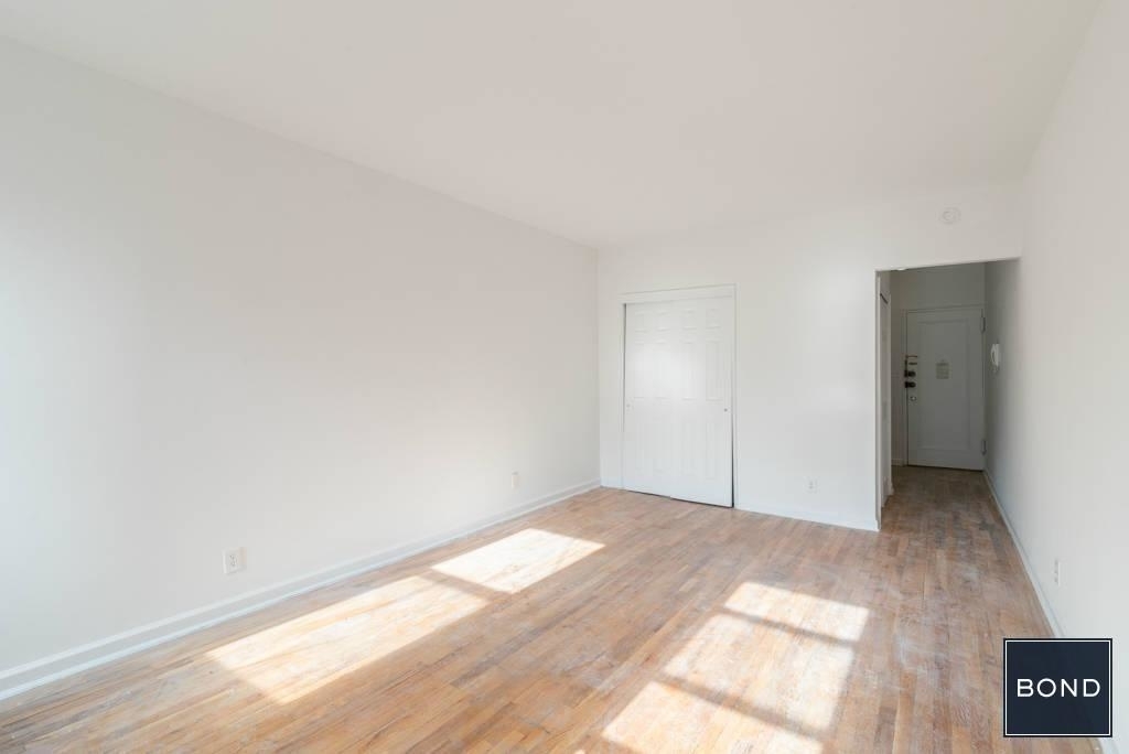 432 East 83 Street - Photo 1