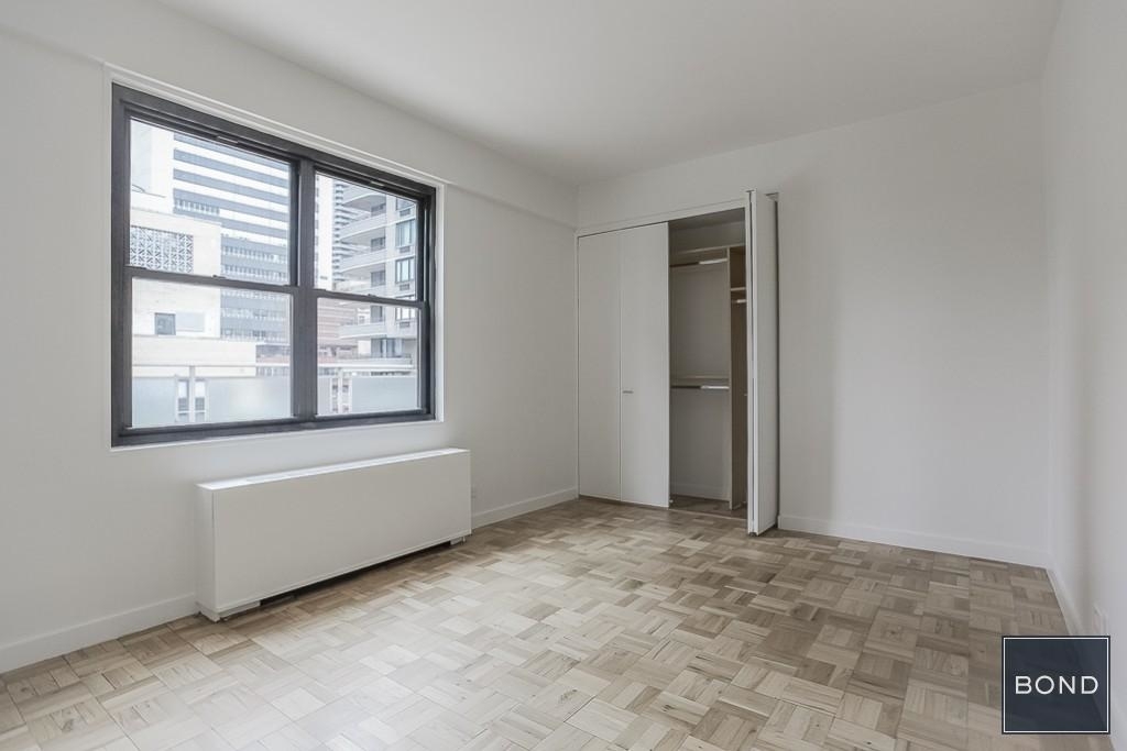 333 East 49th Street - Photo 6