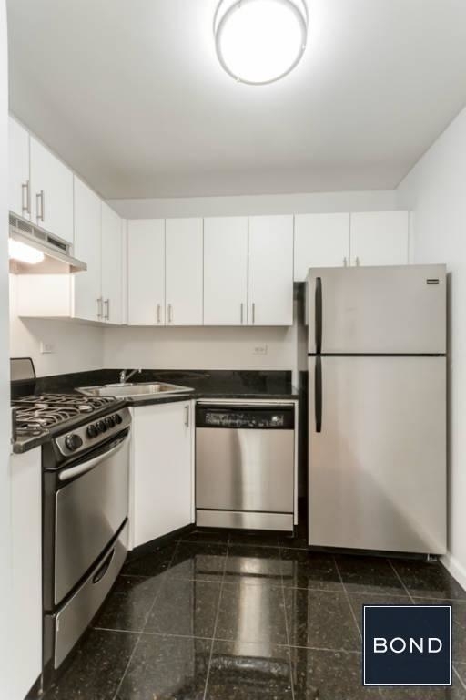 145 East 16th Street - Photo 1