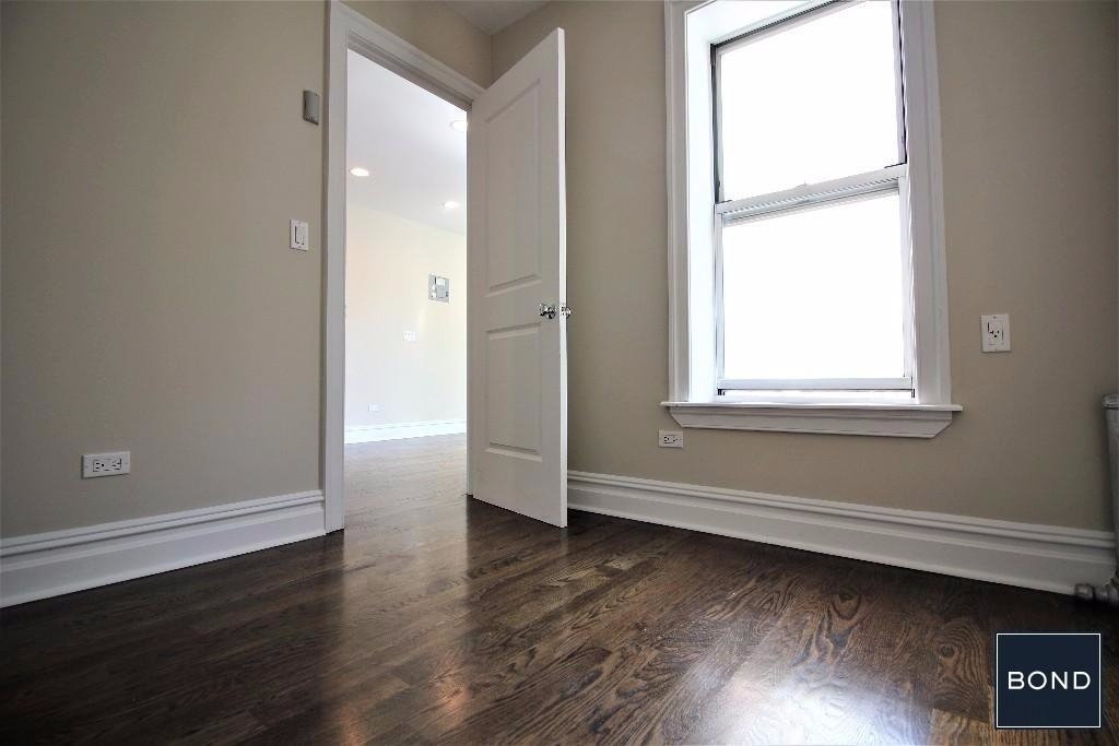 241 West 13th Street - Photo 5