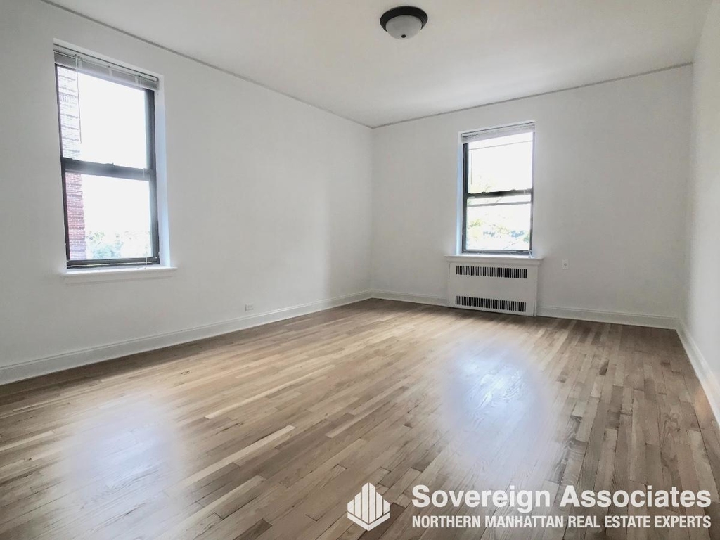 3240 Henry Hudson Parkway East - Photo 5