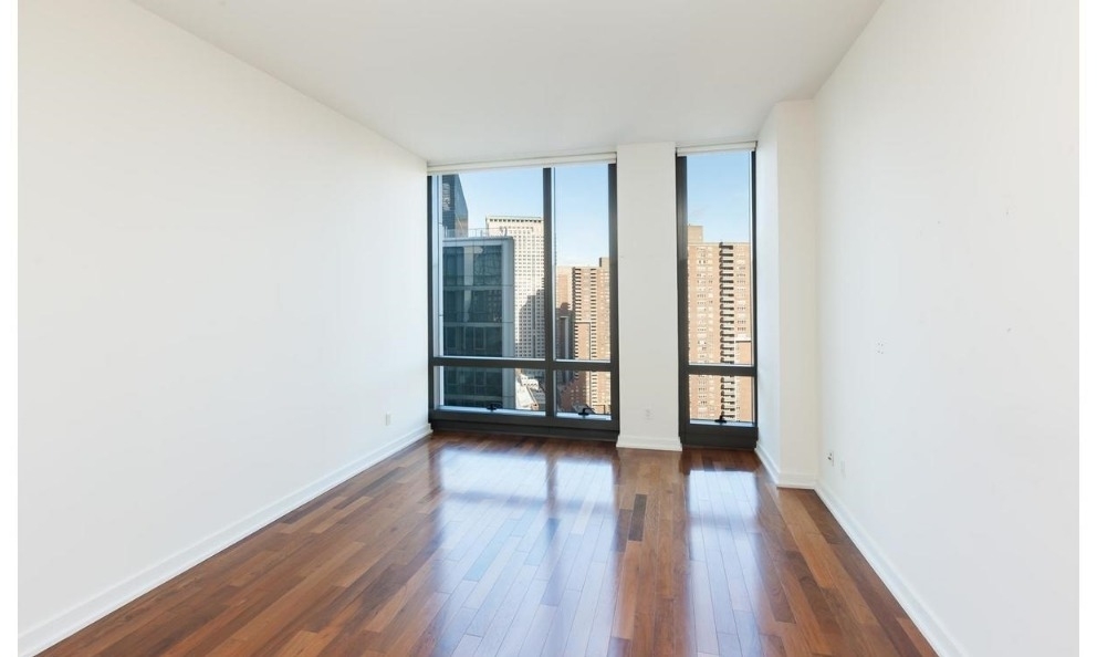 101 Warren Street  - Photo 1