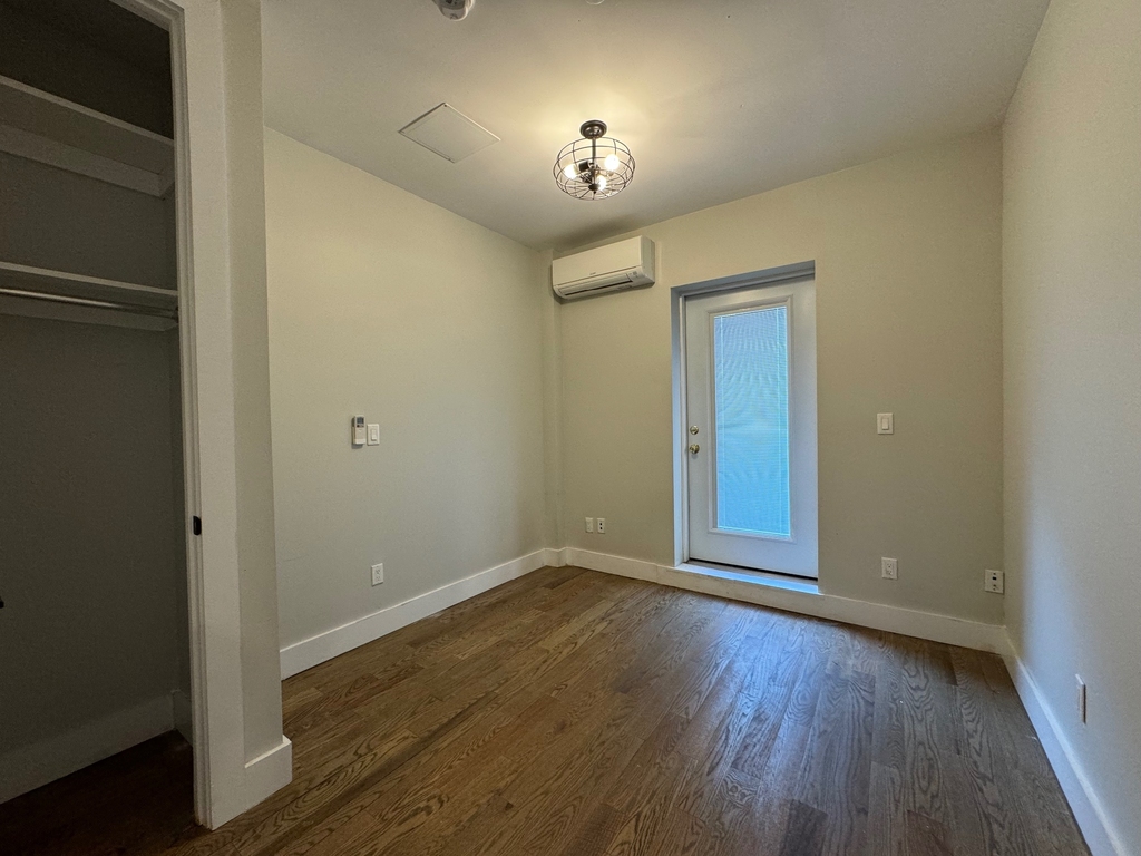 346 Rutland Road - Photo 3