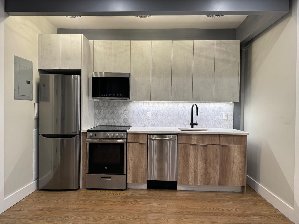 346 Rutland Road - Photo 7