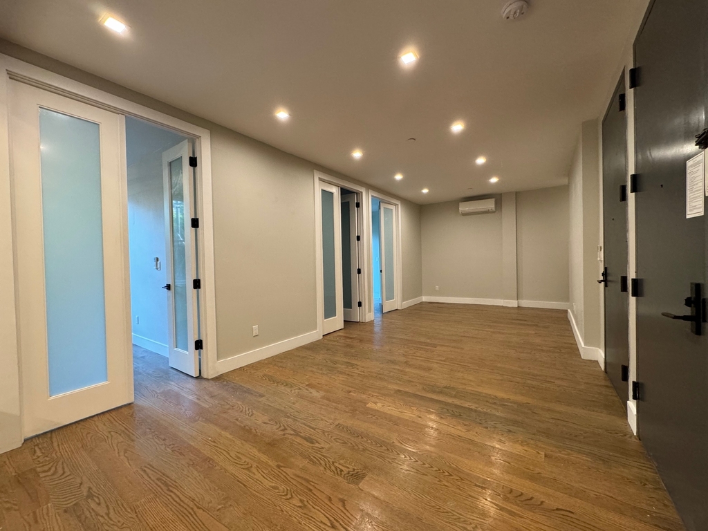 346 Rutland Road - Photo 5