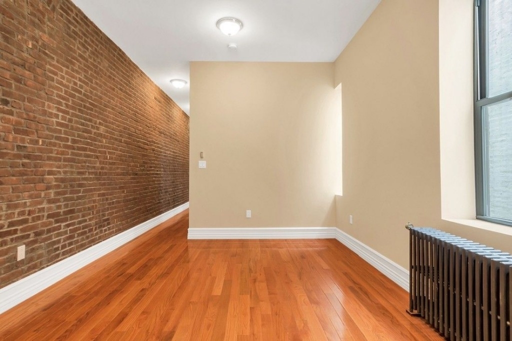 55 W 105th Street - Photo 1