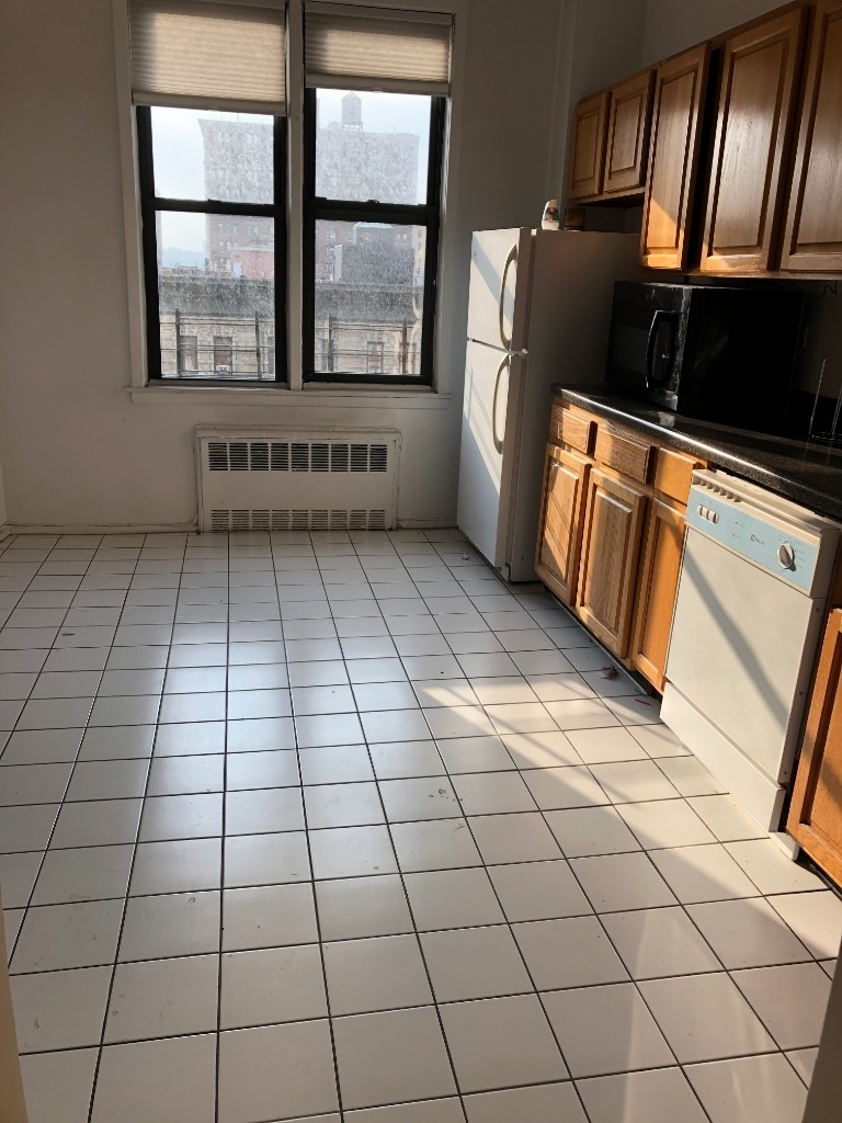 215 W 101st  - Photo 6