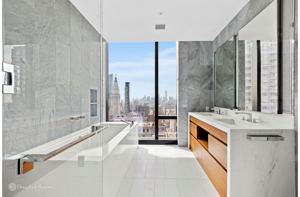 277 Fifth Avenue - Photo 7