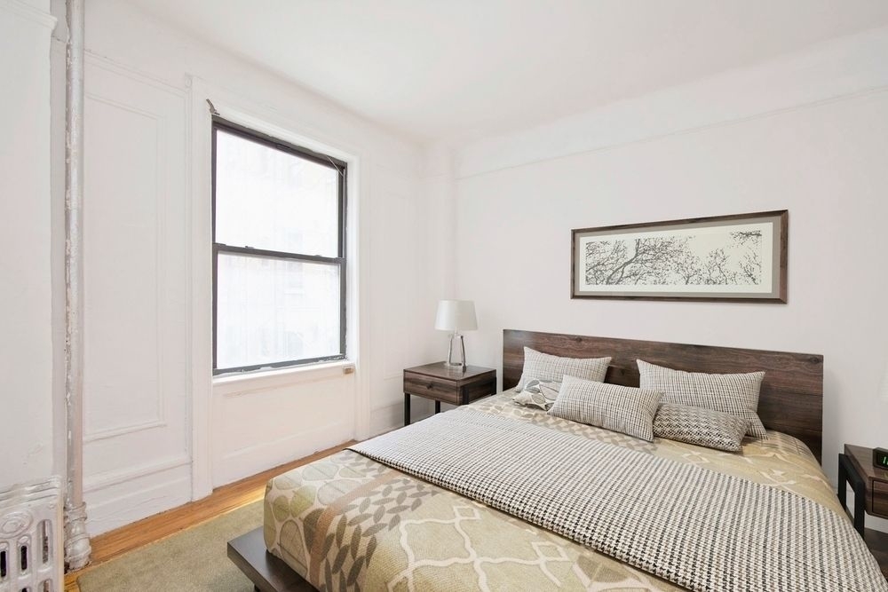 217 West 101st - Photo 2