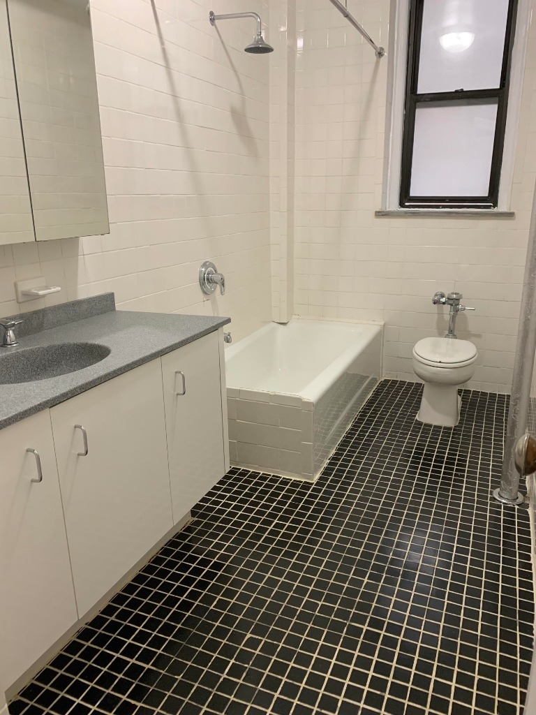 220 West 98th Street - Photo 6