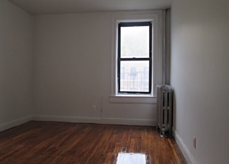 125 Seaman Avenue - Photo 2