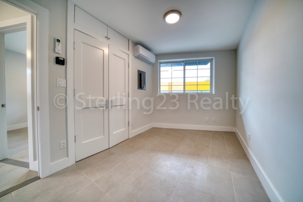 40-16 23rd Road, Astoria, Ny, 11105 - Photo 4