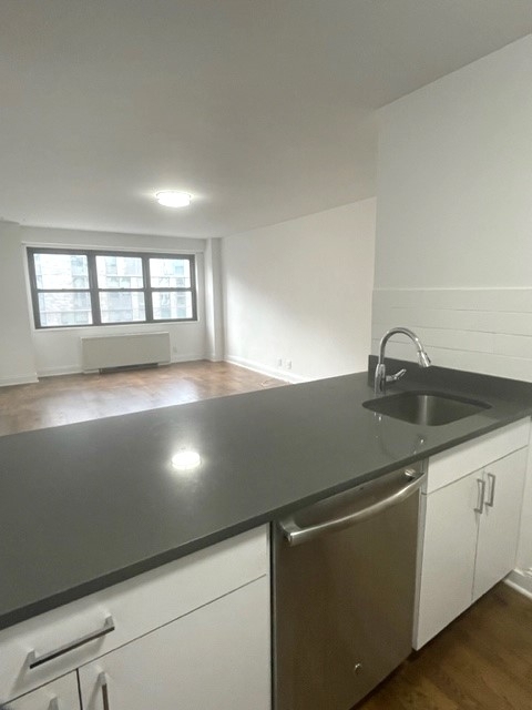 400 East 89 Street, 5K - Photo 2