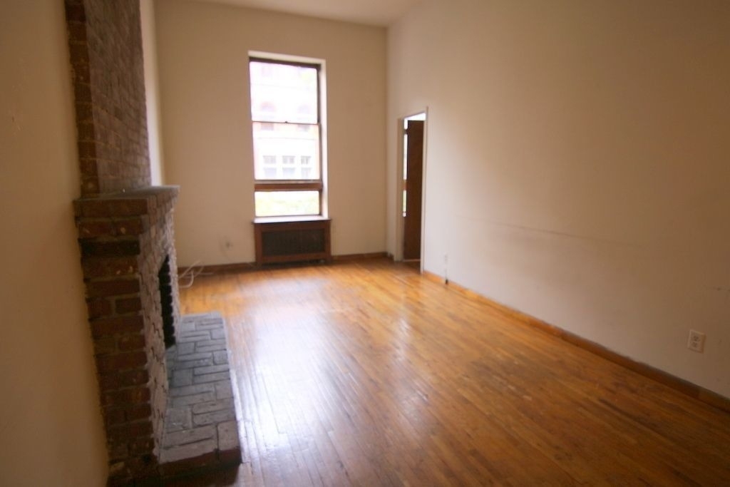 138 West 81st - Photo 3