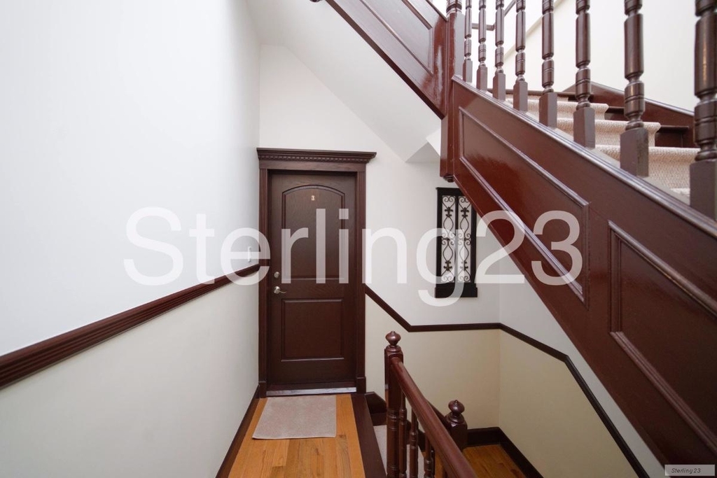 30-14  34th St. - Photo 11