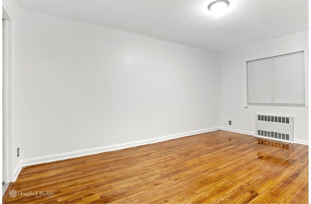 1167 East 52nd St - Photo 2