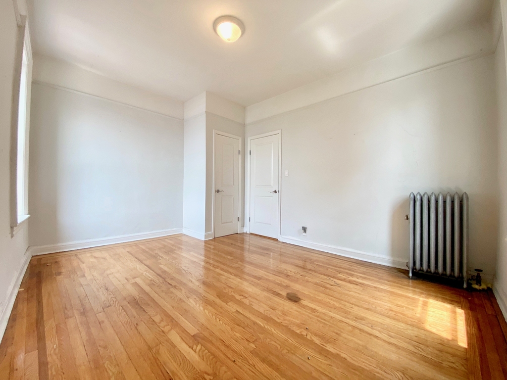 2621 Cortelyou Road - Photo 5