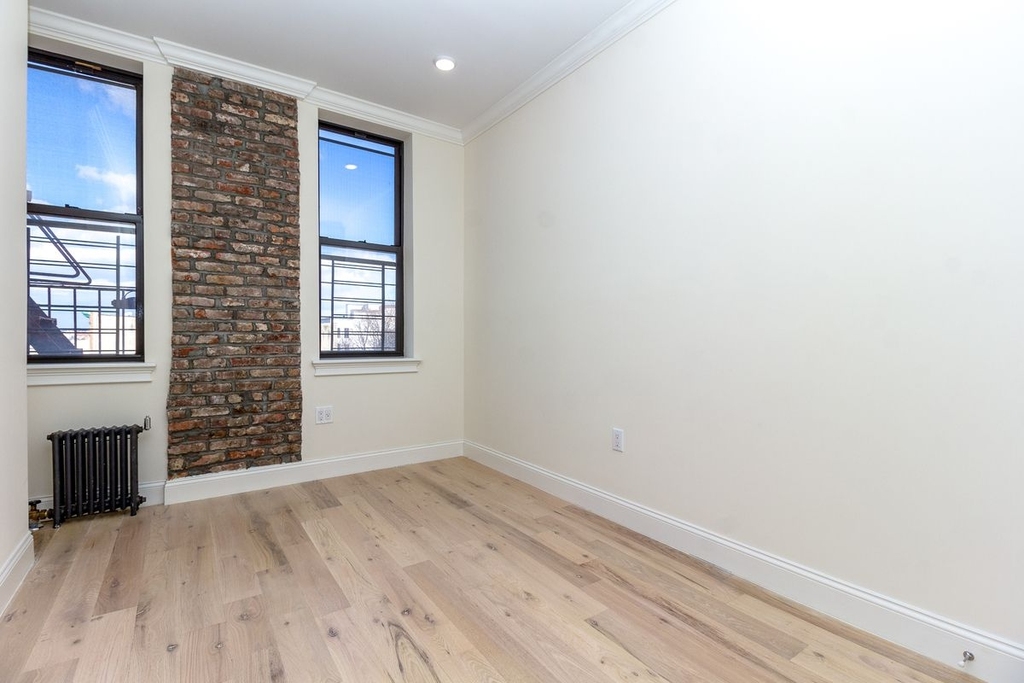 946 Bushwick Avenue - Photo 8