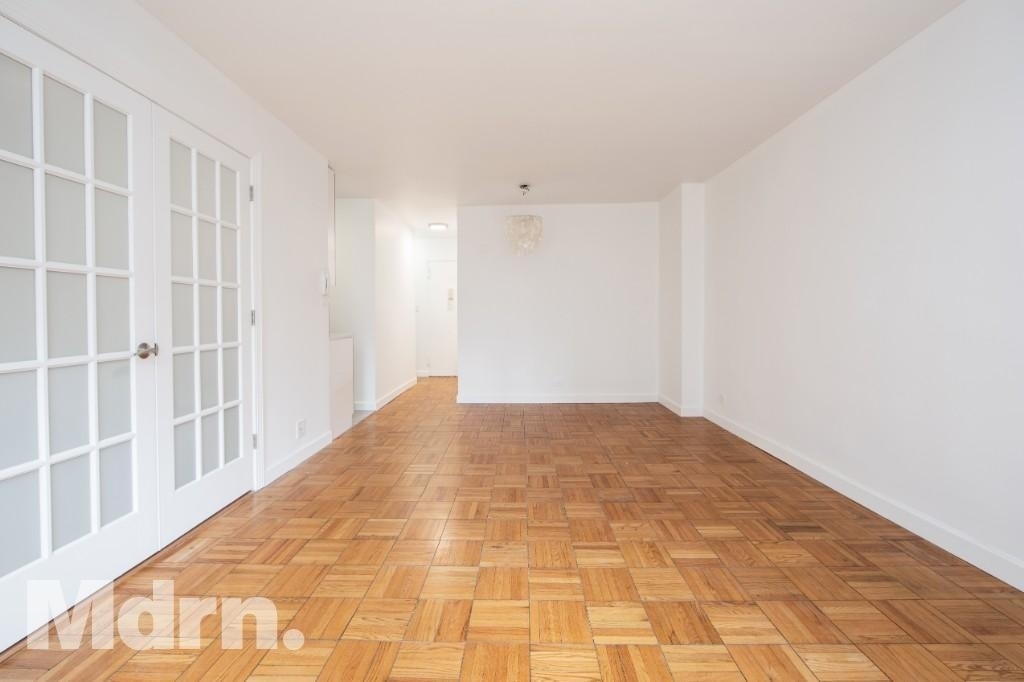 155 East 34 - Photo 1