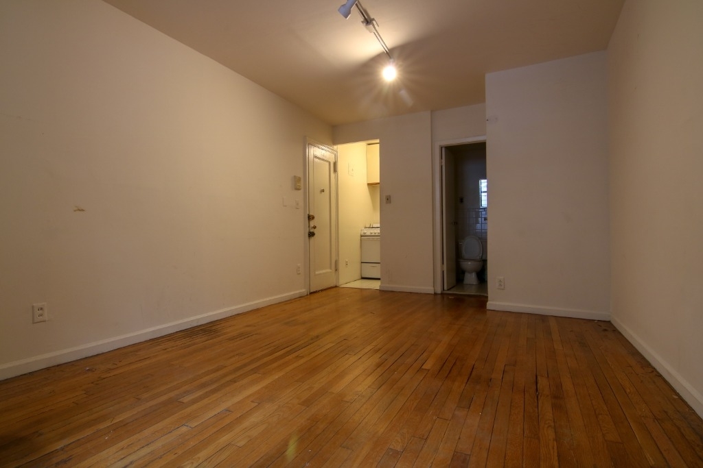 273 West 73rd Street - Photo 2