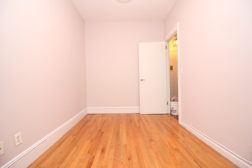 272 grand st - Photo 5