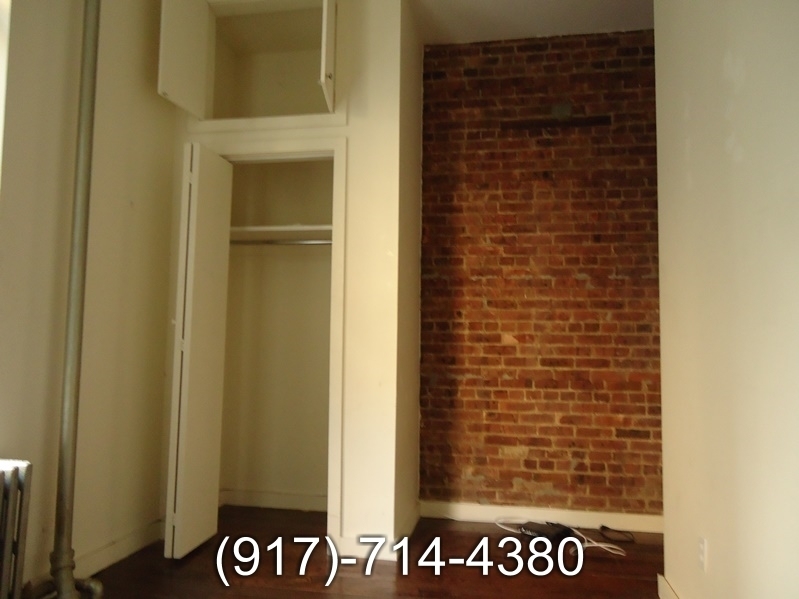 352 Myrtle Ave - Photo 7