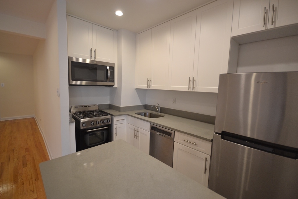 38th Street & Greenpoint Avenue, Sunnyside, NY 11101 - Photo 6