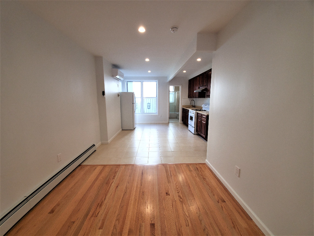 4813 5th Avenue - Photo 1