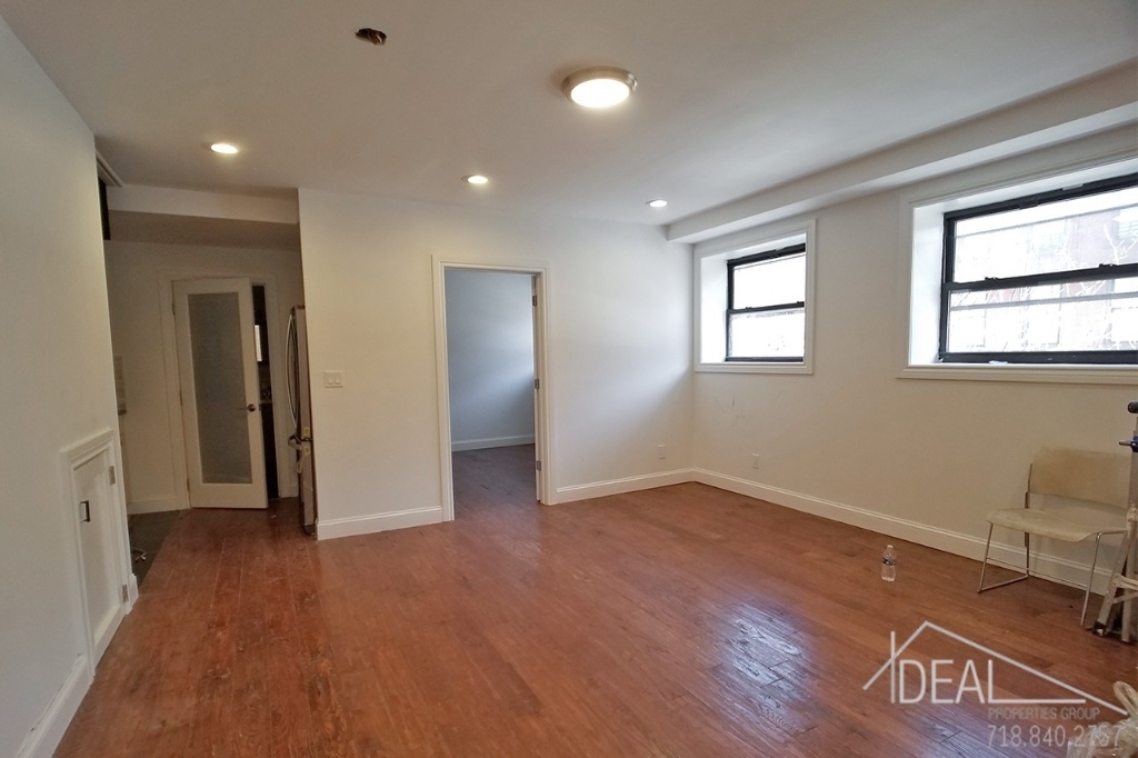 245 Bergan street  - Photo 0