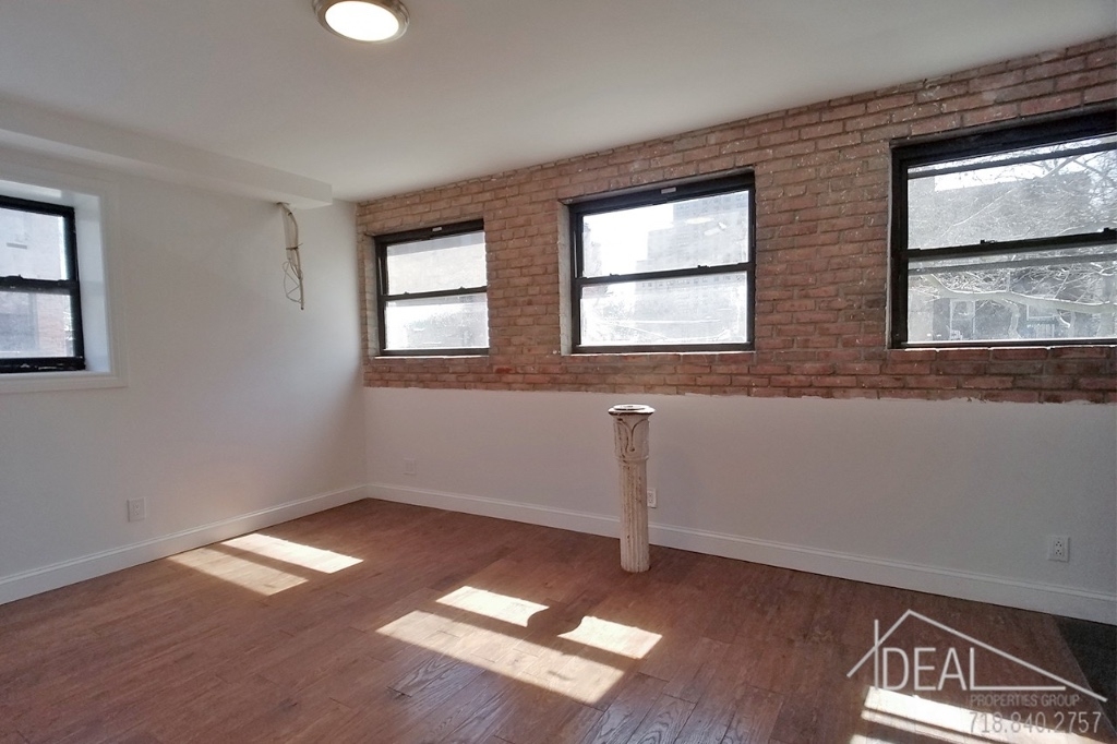 245 Bergan street  - Photo 4