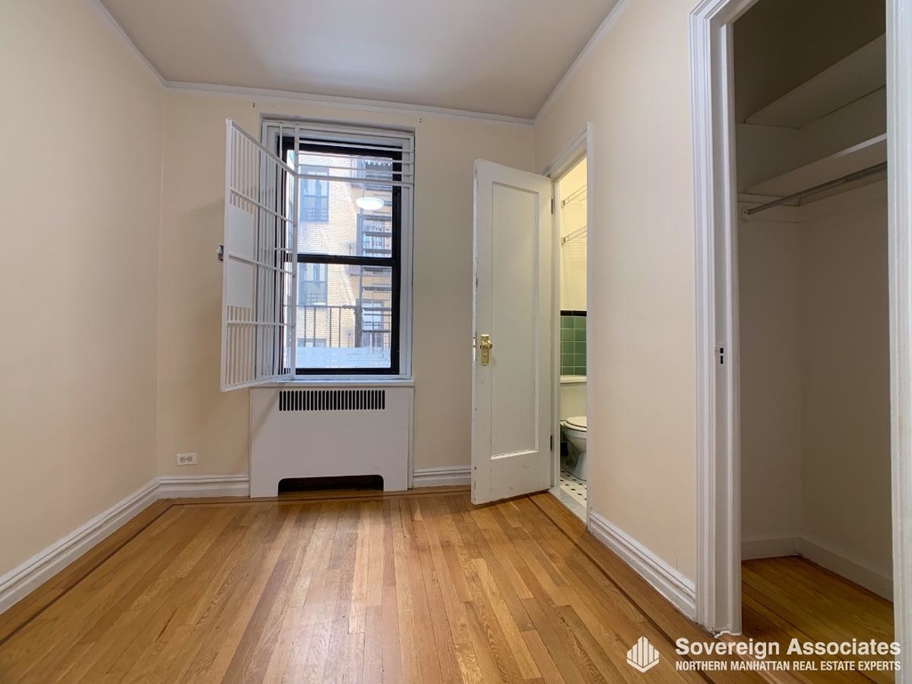 567 Fort Washington Avenue - Photo 2