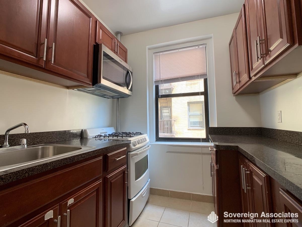 567 Fort Washington Avenue - Photo 10