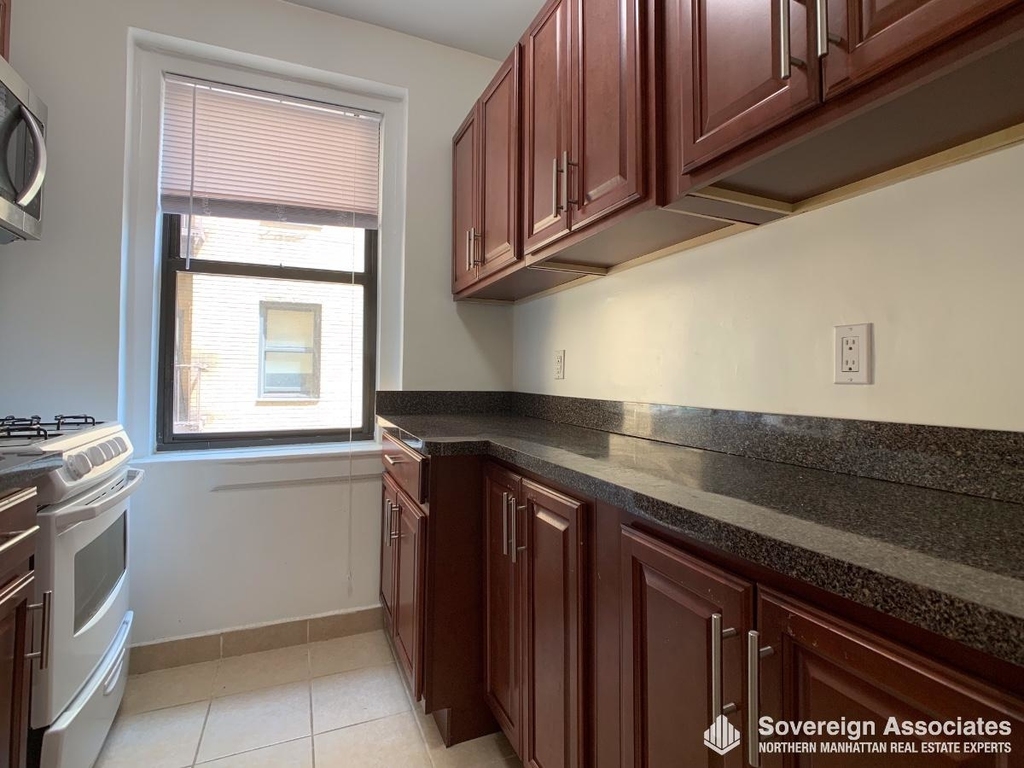 567 Fort Washington Avenue - Photo 9