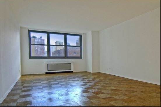 193 east 70th street - Photo 1